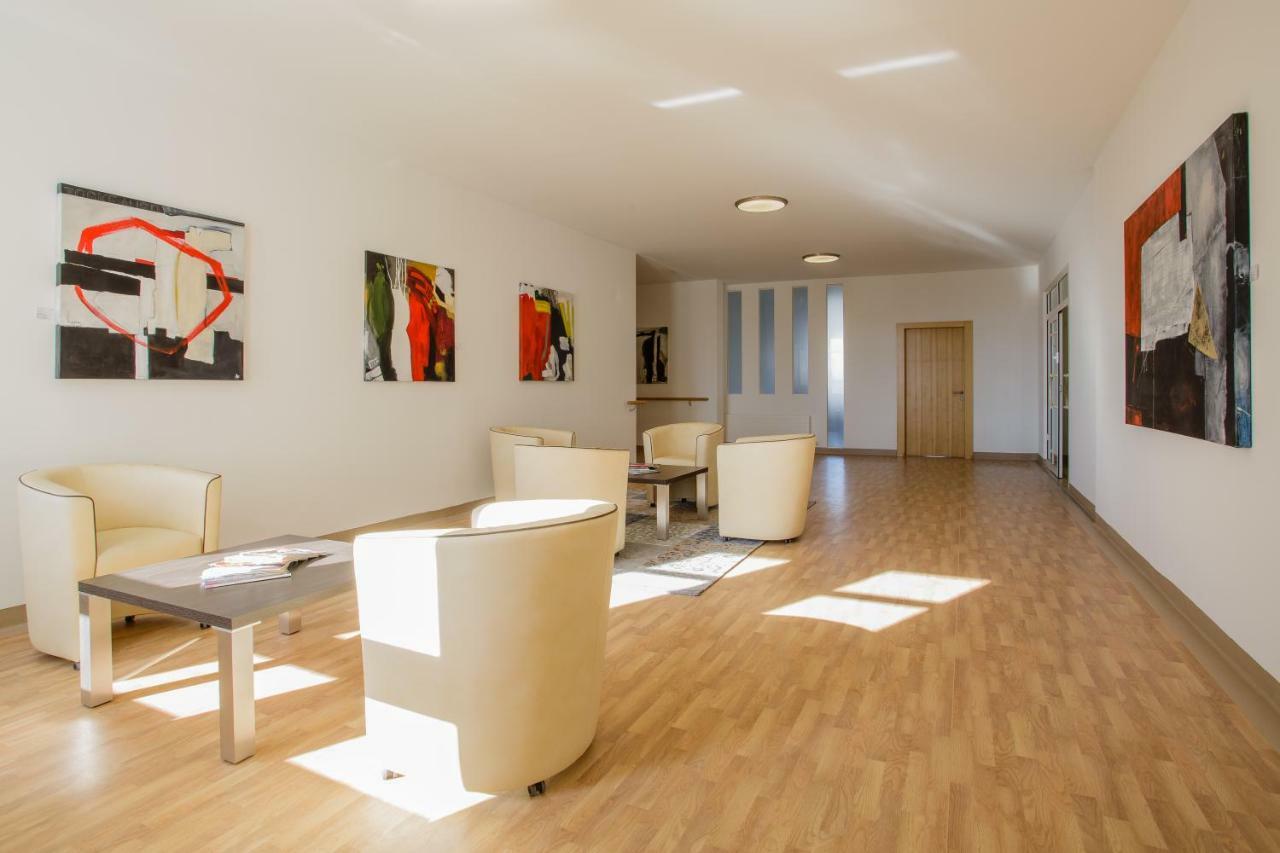 Health Vital Comfort Guestrooms Wels Esterno foto